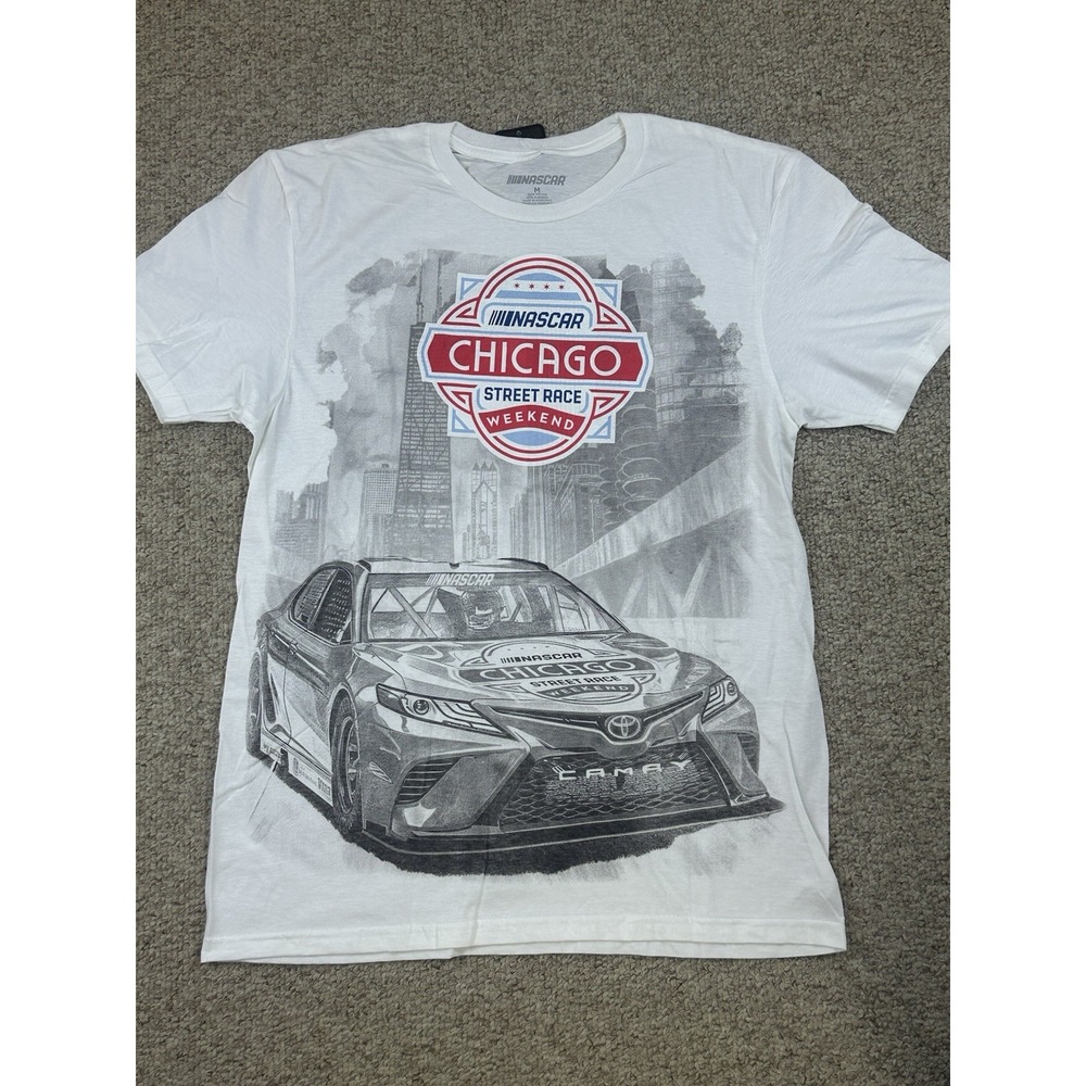 NASCAR Chicago Street Race Weekend Men's Tshirt Size Medium Auto Racing NWT